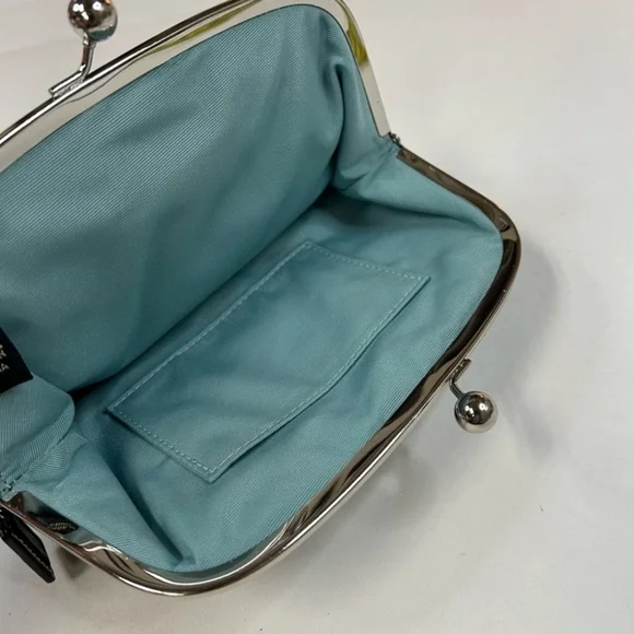 Coach Women’s Wristlet Kiss Lock Clutch Snakeskin Python Gray 42989 #1449 - Picture 2 of 5